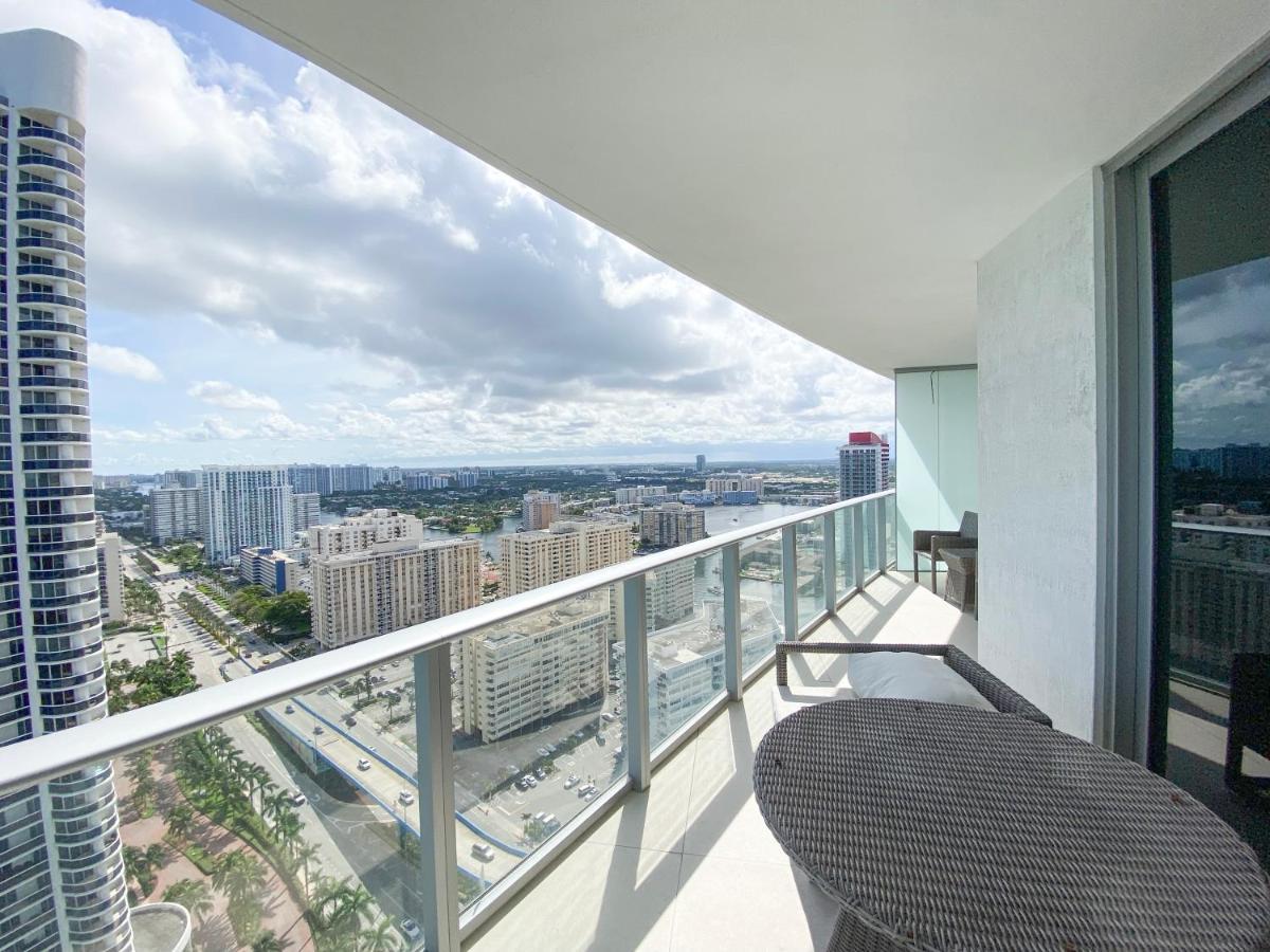 Lyfe Residence Building - Private Apts Over The Beach Hollywood Buitenkant foto