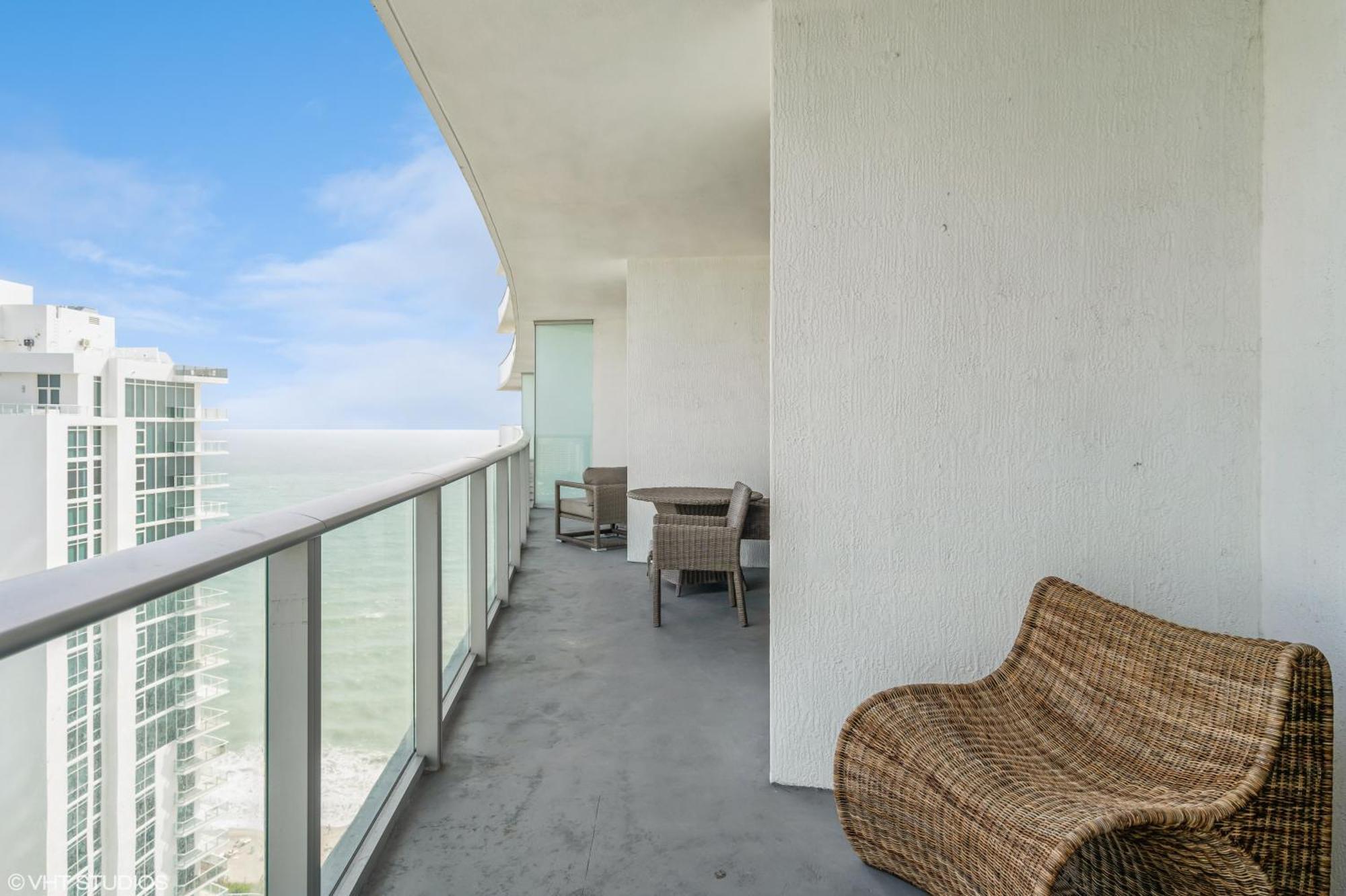 Lyfe Residence Building - Private Apts Over The Beach Hollywood Buitenkant foto
