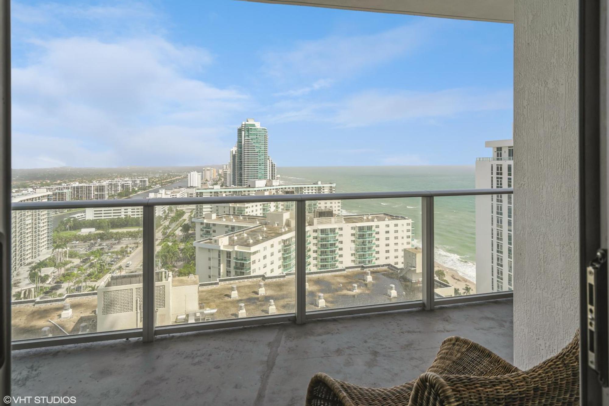 Lyfe Residence Building - Private Apts Over The Beach Hollywood Buitenkant foto